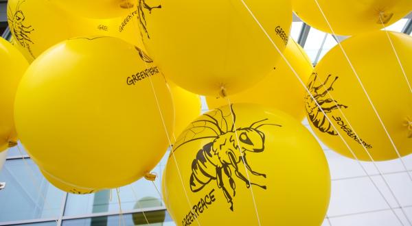 Bayer "Pesticides Kill Bees" Action in Cologne