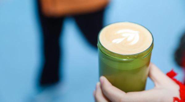 Peking: Bürger:innen, die ihren eigenen wiederverwendbaren Becher mitbringen, erhalten eine kostenlose Tasse Kaffee.