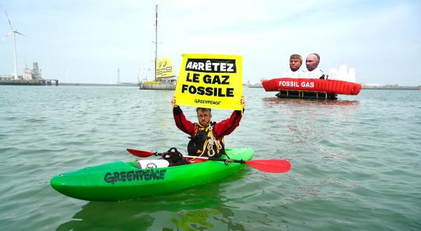 Blockade against Putin’s and Trump’s Gas at the Zeebrugge Terminal in Belgium