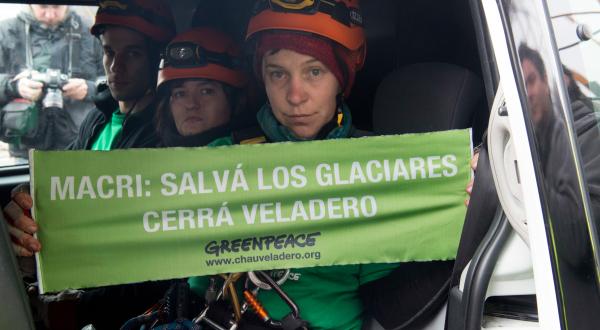 Banner Hanging Action on the Obelisk in Buenos Aires