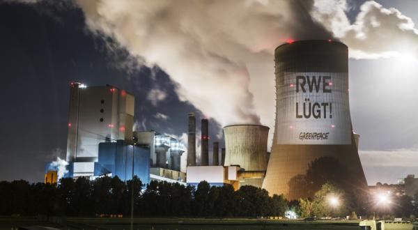 Projektion an Kohlekraftwerk: RWE lügt