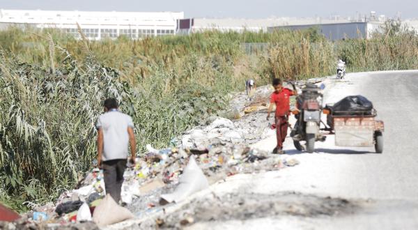 Vermüllte Straßen in der Provinz Adana