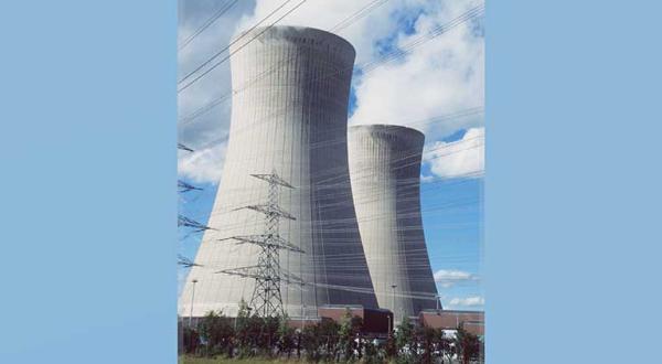 Die Kühltürme des Atomkraftwerkes Grafenreinfeld, September 1997