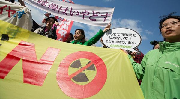 Protest gegen geplanten Neustart der Atomkraftwerke in Japan, April 2012