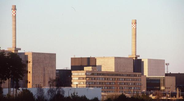 Archivbild: Das 1995 stillgelegte Atomkraftwerk Lubmin 03/01/1995
