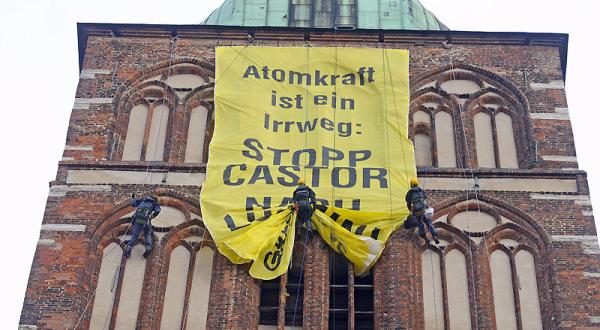 Greenpeace-Protest gegen Castor-Transport nach Lubmin 02/10/2011
