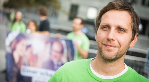 Niklas Schinerl, Greenpeace-Experte für Mobilität