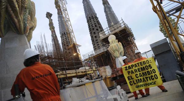 Greenpeace-Aktion auf der Sagrada Familia in Barcelona, November 2009