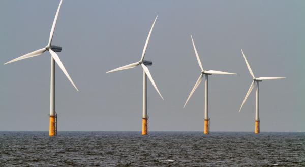 Windpark in der Nordsee, August 2010