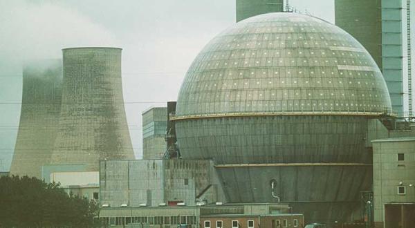 Die Wiederaufbereitungsanlage THORP bei Sellafield, April 1995