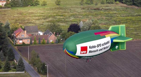 Zeppelinfahrt über Brandenburg gegen Kohle SPD im September 2012