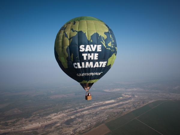 Greenpeace Hot Air Balloon Flies over Deuben Coal-Fired Power Station