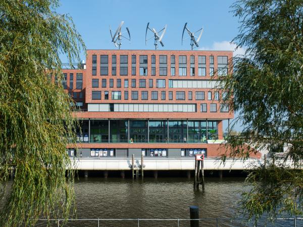 Das Bürogebäude in Hamburg, in dem Greenpeace Deutschland Mieter ist